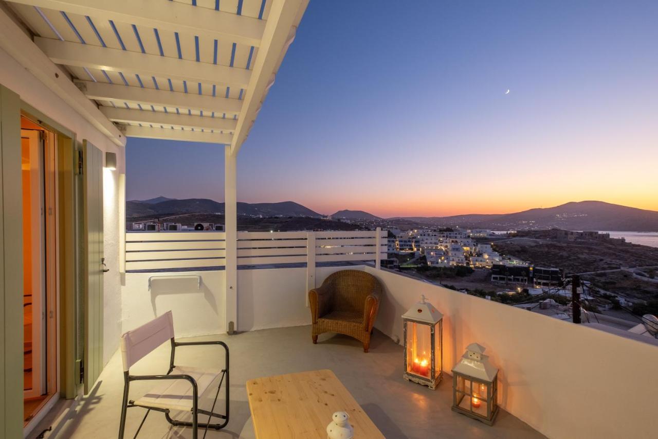 Lorenzo Studios And Suites Paros Naousa Exterior foto